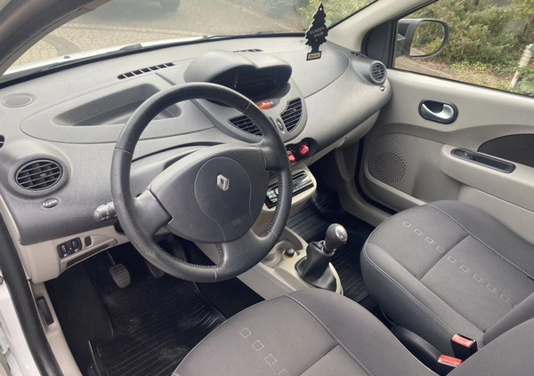 Renault Twingo cena 9999 przebieg: 180000, rok produkcji 2010 z Toruń małe 56